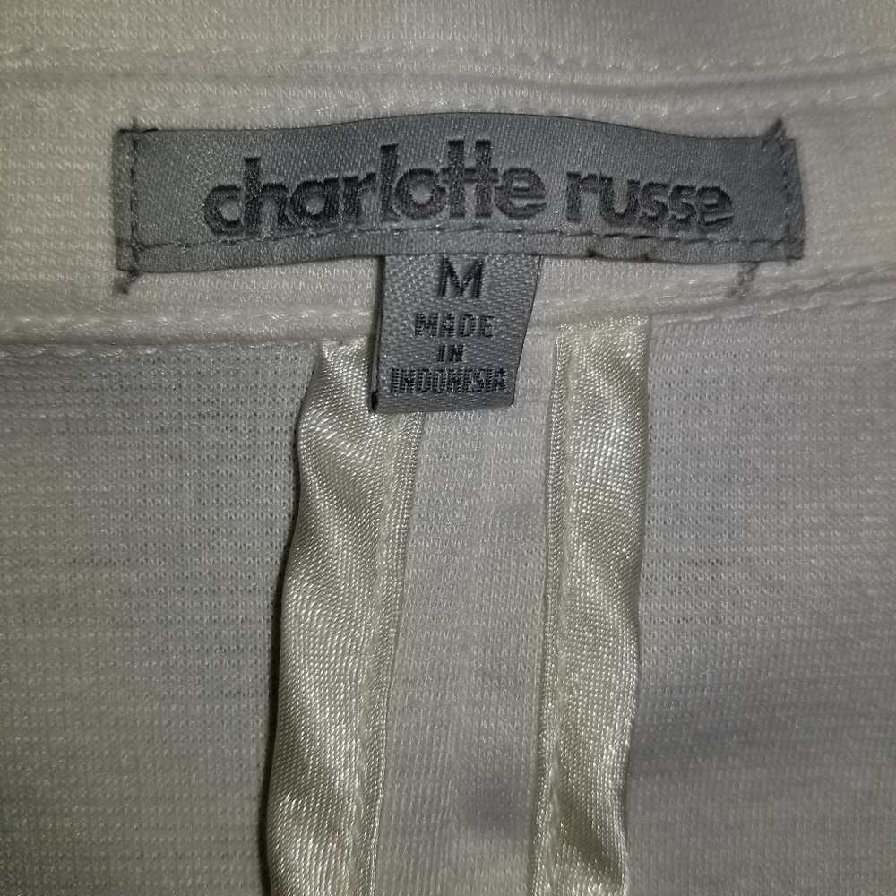 Blazer - Picture 3 of 3